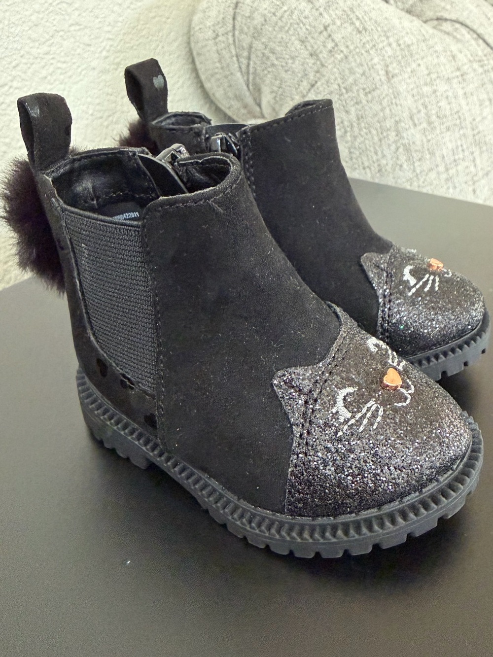 wonder nation Black Glitter Cat Accent Chelsea Boots